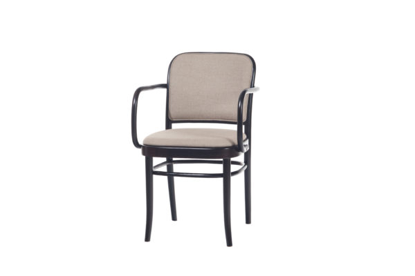 811 – krzesło z podłokietnikami z kolekcji TON